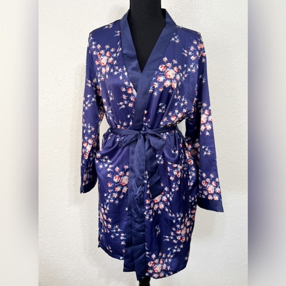 Lane Intimates & Sleepwear Lan Fab Fit Fun Satin